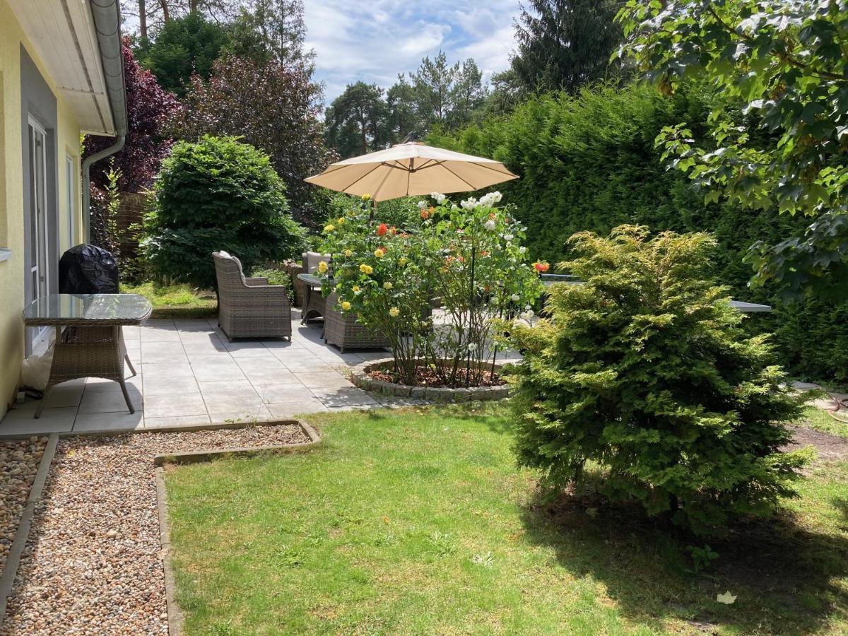 Ferienhaus Blaumond Mit Gartensauna Wandlitz Ngoại thất bức ảnh